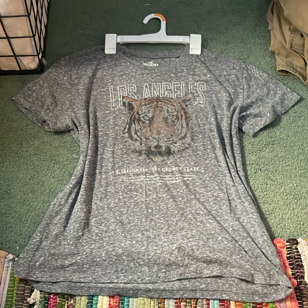 Hollister LA vintage tee